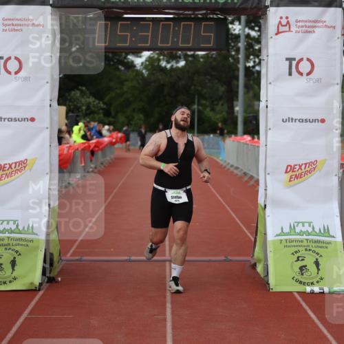 14.06.2026 - 7 Türme Triathlon Andreas Tolksdorf http://msf.ph/oto/9808312 14.06.2026 16:30:04 Ziel 698, 1329, 1485 meine-sportfotos.de