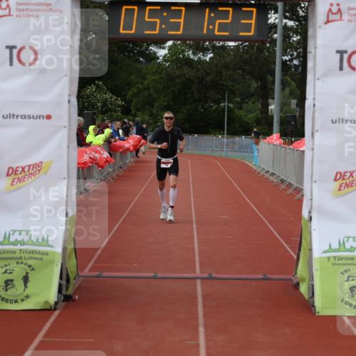 14.06.2026 - 7 Türme Triathlon Andreas Tolksdorf http://msf.ph/oto/9808403 14.06.2026 16:31:22 Ziel 856 meine-sportfotos.de