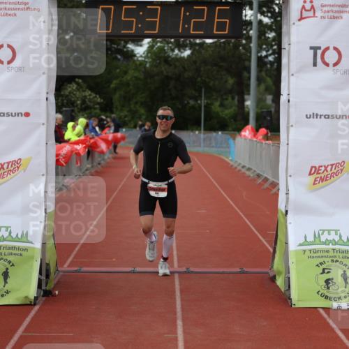 14.06.2026 - 7 Türme Triathlon Andreas Tolksdorf http://msf.ph/oto/9808436 14.06.2026 16:31:24 Ziel 856 meine-sportfotos.de