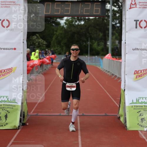 14.06.2026 - 7 Türme Triathlon Andreas Tolksdorf http://msf.ph/oto/9808448 14.06.2026 16:31:25 Ziel 856 meine-sportfotos.de
