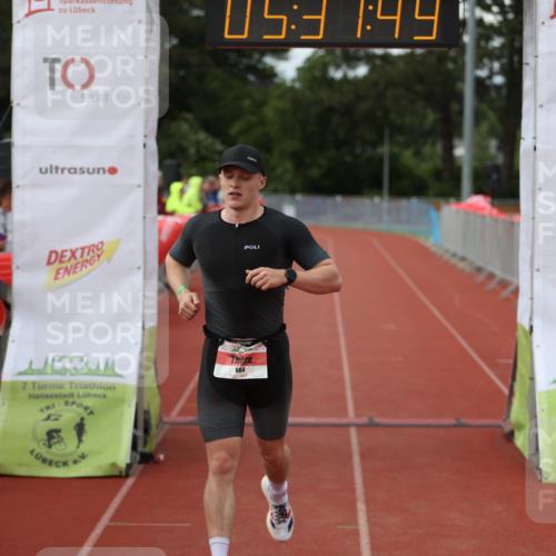 14.06.2026 - 7 Türme Triathlon Andreas Tolksdorf http://msf.ph/oto/9808519 14.06.2026 16:31:48 Ziel 604, 1539 meine-sportfotos.de