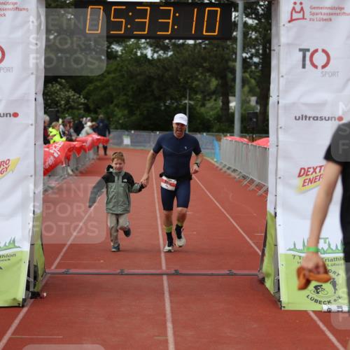 14.06.2026 - 7 Türme Triathlon Andreas Tolksdorf http://msf.ph/oto/9808613 14.06.2026 16:33:08 Ziel 733, 870, 1230 meine-sportfotos.de