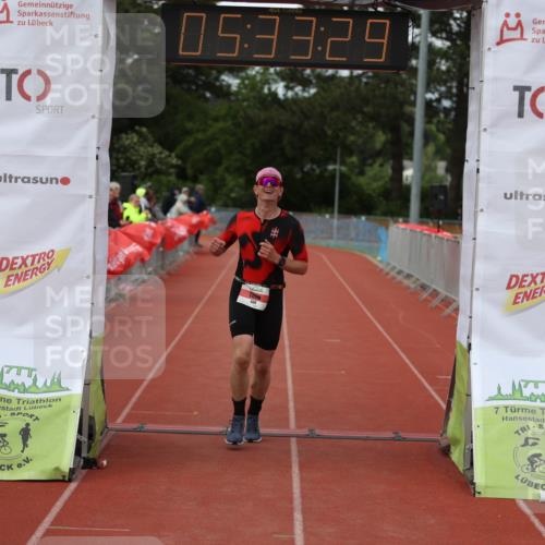 14.06.2026 - 7 Türme Triathlon Andreas Tolksdorf http://msf.ph/oto/9808638 14.06.2026 16:33:28 Ziel 608 meine-sportfotos.de
