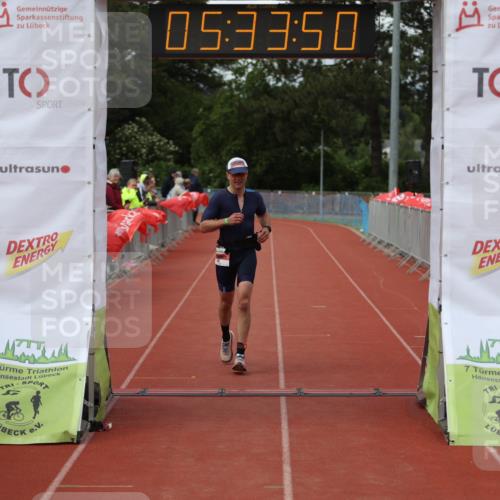 14.06.2026 - 7 Türme Triathlon Andreas Tolksdorf http://msf.ph/oto/9808657 14.06.2026 16:33:49 Ziel 735 meine-sportfotos.de