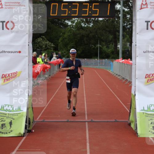 14.06.2026 - 7 Türme Triathlon Andreas Tolksdorf http://msf.ph/oto/9808658 14.06.2026 16:33:49 Ziel 735 meine-sportfotos.de