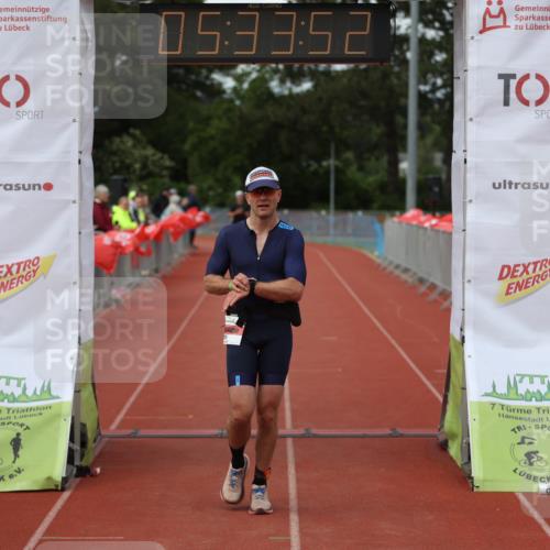 14.06.2026 - 7 Türme Triathlon Andreas Tolksdorf http://msf.ph/oto/9808683 14.06.2026 16:33:50 Ziel 735 meine-sportfotos.de