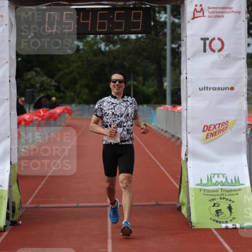 14.06.2026 - 7 Türme Triathlon Andreas Tolksdorf http://msf.ph/oto/9808772 14.06.2026 16:46:58 Ziel 681 meine-sportfotos.de
