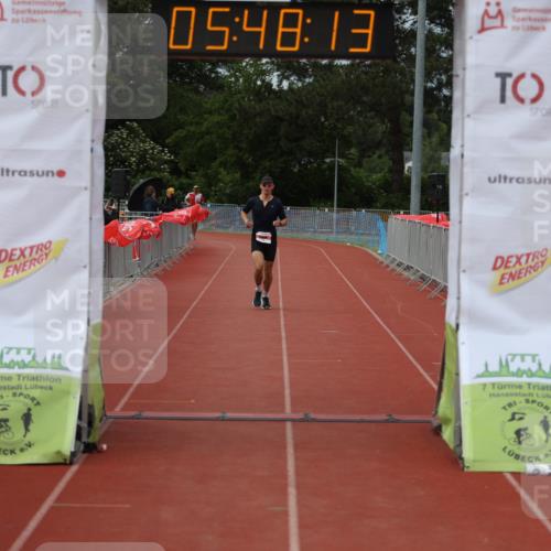 14.06.2026 - 7 Türme Triathlon Andreas Tolksdorf http://msf.ph/oto/9808849 14.06.2026 16:48:12 Ziel 642 meine-sportfotos.de