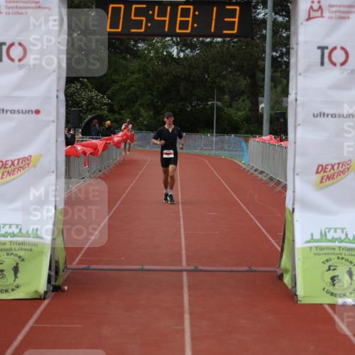 14.06.2026 - 7 Türme Triathlon Andreas Tolksdorf http://msf.ph/oto/9808857 14.06.2026 16:48:12 Ziel 642 meine-sportfotos.de
