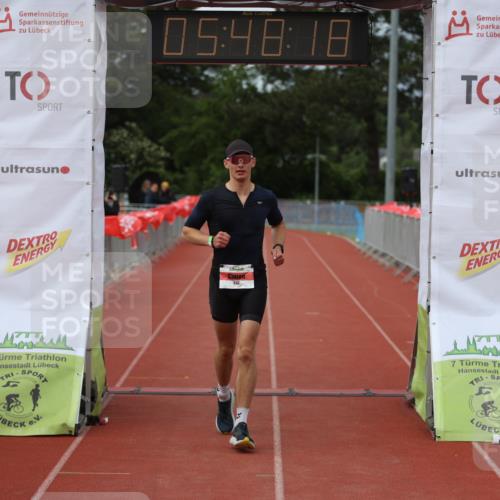 14.06.2026 - 7 Türme Triathlon Andreas Tolksdorf http://msf.ph/oto/9808896 14.06.2026 16:48:16 Ziel 642 meine-sportfotos.de