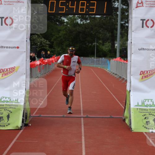 14.06.2026 - 7 Türme Triathlon Andreas Tolksdorf http://msf.ph/oto/9808923 14.06.2026 16:48:30 Ziel 631 meine-sportfotos.de