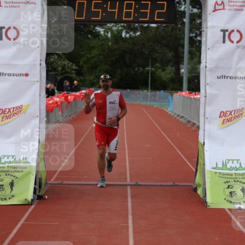 14.06.2026 - 7 Türme Triathlon Andreas Tolksdorf http://msf.ph/oto/9808932 14.06.2026 16:48:30 Ziel 631 meine-sportfotos.de
