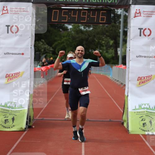14.06.2026 - 7 Türme Triathlon Andreas Tolksdorf http://msf.ph/oto/9808991 14.06.2026 16:49:45 Ziel 767, 829, 861, 891 meine-sportfotos.de