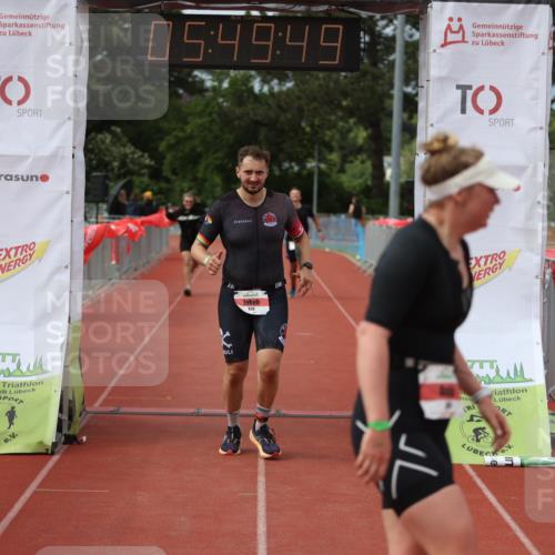 14.06.2026 - 7 Türme Triathlon Andreas Tolksdorf http://msf.ph/oto/9809016 14.06.2026 16:49:48 Ziel 767, 829, 861, 891 meine-sportfotos.de