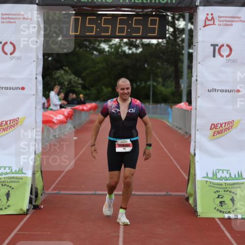 14.06.2026 - 7 Türme Triathlon Andreas Tolksdorf http://msf.ph/oto/9809029 14.06.2026 16:56:58 Ziel 742 meine-sportfotos.de