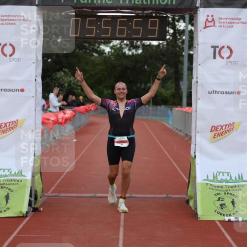 14.06.2026 - 7 Türme Triathlon Andreas Tolksdorf http://msf.ph/oto/9809045 14.06.2026 16:56:57 Ziel 742 meine-sportfotos.de