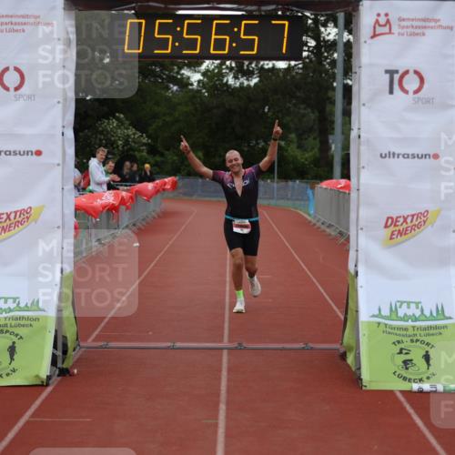 14.06.2026 - 7 Türme Triathlon Andreas Tolksdorf http://msf.ph/oto/9809067 14.06.2026 16:56:56 Ziel 742 meine-sportfotos.de