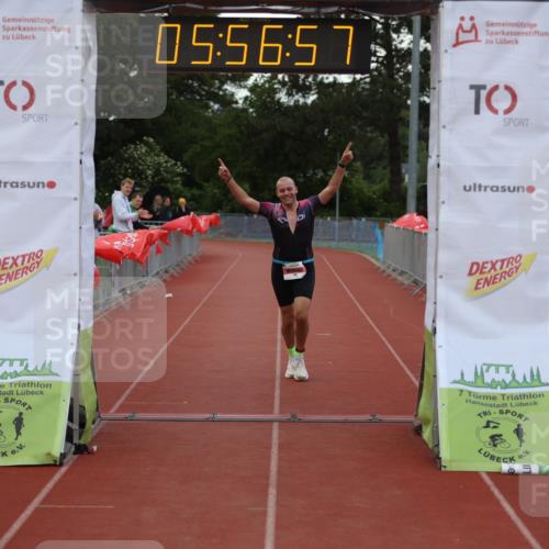 14.06.2026 - 7 Türme Triathlon Andreas Tolksdorf http://msf.ph/oto/9809070 14.06.2026 16:56:56 Ziel 742 meine-sportfotos.de