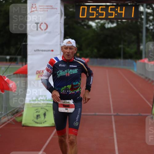 14.06.2026 - 7 Türme Triathlon Andreas Tolksdorf http://msf.ph/oto/9809080 14.06.2026 16:55:40 Ziel 763, 858 meine-sportfotos.de
