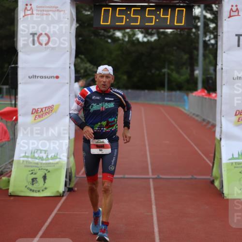 14.06.2026 - 7 Türme Triathlon Andreas Tolksdorf http://msf.ph/oto/9809089 14.06.2026 16:55:39 Ziel 763, 858 meine-sportfotos.de