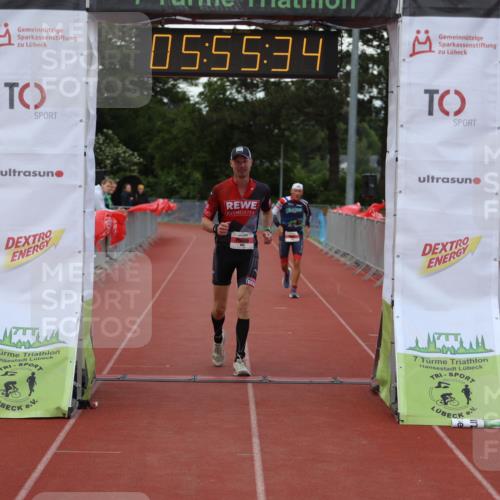 14.06.2026 - 7 Türme Triathlon Andreas Tolksdorf http://msf.ph/oto/9809119 14.06.2026 16:55:33 Ziel 763, 858 meine-sportfotos.de