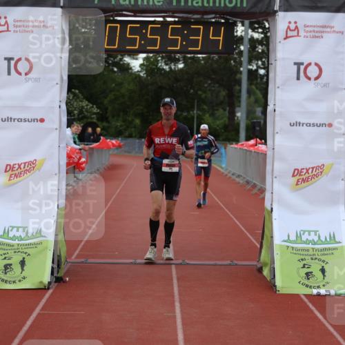 14.06.2026 - 7 Türme Triathlon Andreas Tolksdorf http://msf.ph/oto/9809123 14.06.2026 16:55:33 Ziel 763, 858 meine-sportfotos.de