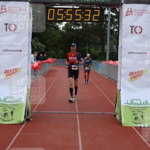 14.06.2026 - 7 Türme Triathlon Andreas Tolksdorf http://msf.ph/oto/9809132 14.06.2026 16:55:31 Ziel 763, 858 meine-sportfotos.de