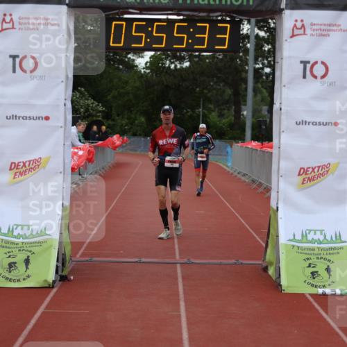 14.06.2026 - 7 Türme Triathlon Andreas Tolksdorf http://msf.ph/oto/9809135 14.06.2026 16:55:31 Ziel 763, 858 meine-sportfotos.de