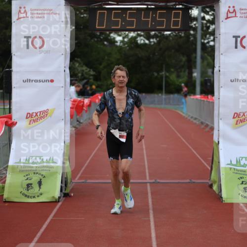 14.06.2026 - 7 Türme Triathlon Andreas Tolksdorf http://msf.ph/oto/9809166 14.06.2026 16:54:56 Ziel 807 meine-sportfotos.de
