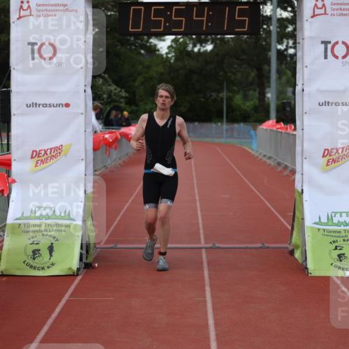 14.06.2026 - 7 Türme Triathlon Andreas Tolksdorf http://msf.ph/oto/9809221 14.06.2026 16:54:15 Ziel 635 meine-sportfotos.de