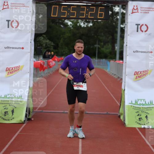 14.06.2026 - 7 Türme Triathlon Andreas Tolksdorf http://msf.ph/oto/9809249 14.06.2026 16:53:24 Ziel 663 meine-sportfotos.de
