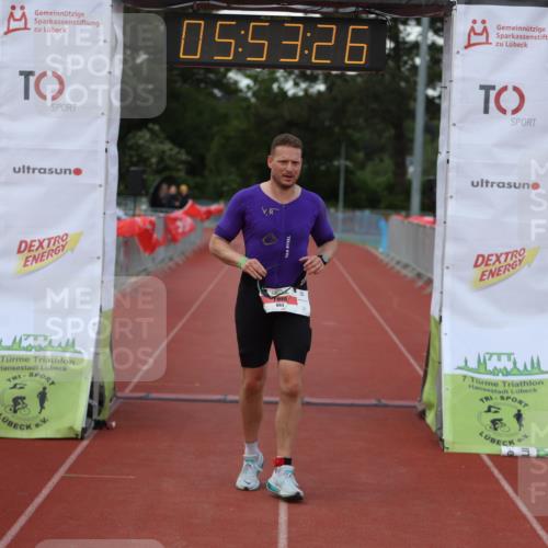 14.06.2026 - 7 Türme Triathlon Andreas Tolksdorf http://msf.ph/oto/9809250 14.06.2026 16:53:24 Ziel 663 meine-sportfotos.de