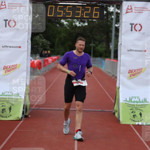 14.06.2026 - 7 Türme Triathlon Andreas Tolksdorf http://msf.ph/oto/9809252 14.06.2026 16:53:25 Ziel 663 meine-sportfotos.de