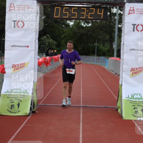 14.06.2026 - 7 Türme Triathlon Andreas Tolksdorf http://msf.ph/oto/9809268 14.06.2026 16:53:22 Ziel 663, 860 meine-sportfotos.de