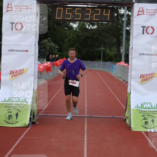 14.06.2026 - 7 Türme Triathlon Andreas Tolksdorf http://msf.ph/oto/9809273 14.06.2026 16:53:23 Ziel 663, 860 meine-sportfotos.de