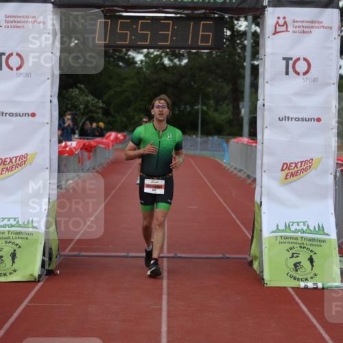 14.06.2026 - 7 Türme Triathlon Andreas Tolksdorf http://msf.ph/oto/9809289 14.06.2026 16:53:15 Ziel 663, 860 meine-sportfotos.de