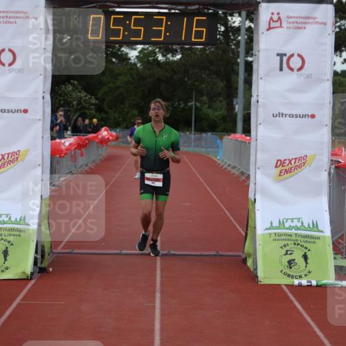 14.06.2026 - 7 Türme Triathlon Andreas Tolksdorf http://msf.ph/oto/9809294 14.06.2026 16:53:15 Ziel 663, 860 meine-sportfotos.de