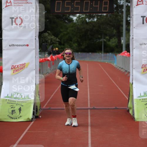 14.06.2026 - 7 Türme Triathlon Andreas Tolksdorf http://msf.ph/oto/9809414 14.06.2026 16:50:47 Ziel 1122 meine-sportfotos.de