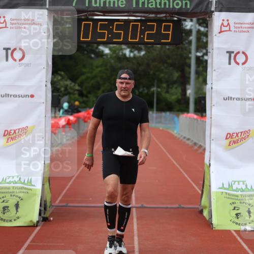 14.06.2026 - 7 Türme Triathlon Andreas Tolksdorf http://msf.ph/oto/9809471 14.06.2026 16:50:28 Ziel 766 meine-sportfotos.de