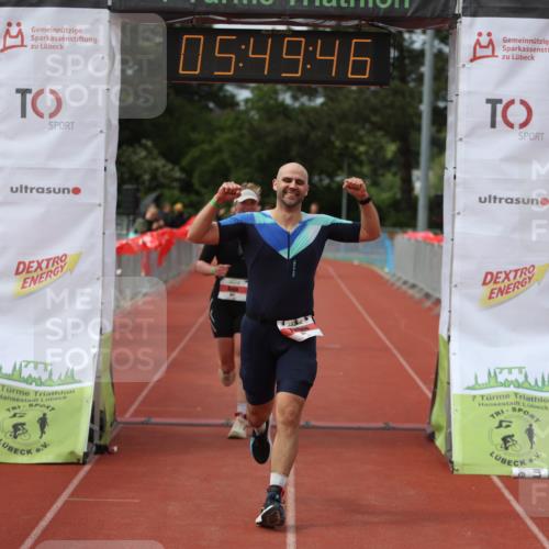 14.06.2026 - 7 Türme Triathlon Andreas Tolksdorf http://msf.ph/oto/9809613 14.06.2026 16:49:45 Ziel 767, 829, 861, 891 meine-sportfotos.de