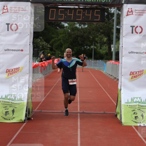 14.06.2026 - 7 Türme Triathlon Andreas Tolksdorf http://msf.ph/oto/9809625 14.06.2026 16:49:44 Ziel 767, 829, 861 meine-sportfotos.de