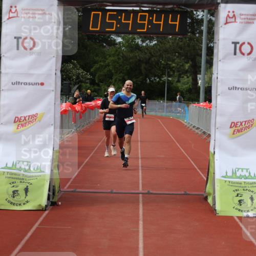 14.06.2026 - 7 Türme Triathlon Andreas Tolksdorf http://msf.ph/oto/9809631 14.06.2026 16:49:43 Ziel 767, 829, 861 meine-sportfotos.de
