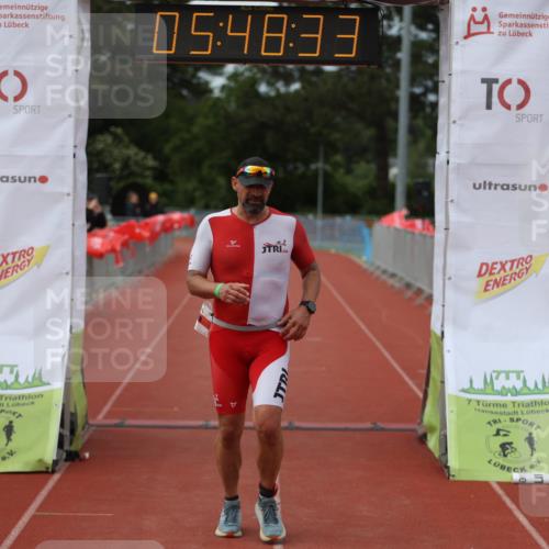 14.06.2026 - 7 Türme Triathlon Andreas Tolksdorf http://msf.ph/oto/9809663 14.06.2026 16:48:32 Ziel 631 meine-sportfotos.de