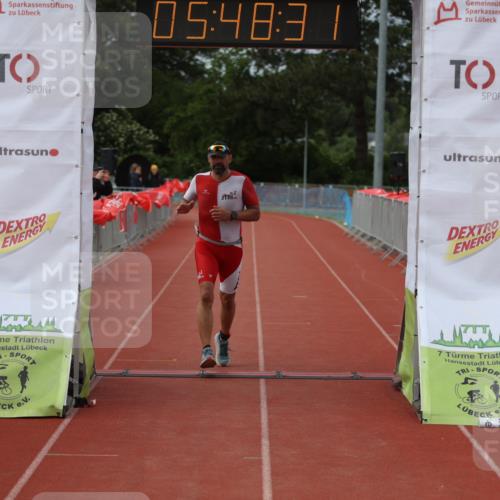 14.06.2026 - 7 Türme Triathlon Andreas Tolksdorf http://msf.ph/oto/9809686 14.06.2026 16:48:30 Ziel 631 meine-sportfotos.de