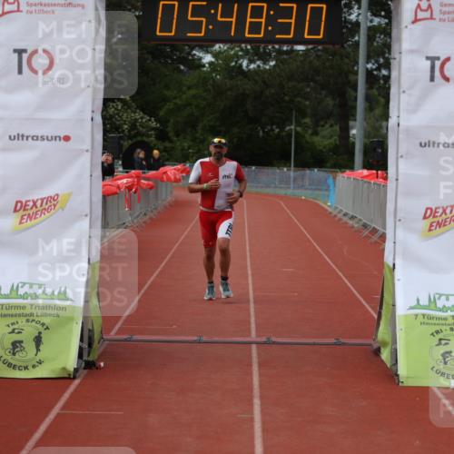 14.06.2026 - 7 Türme Triathlon Andreas Tolksdorf http://msf.ph/oto/9809693 14.06.2026 16:48:29 Ziel 631 meine-sportfotos.de