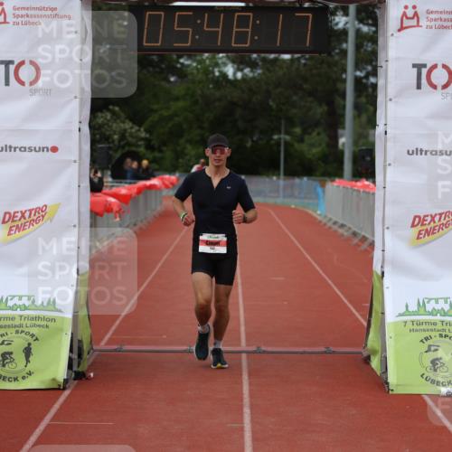 14.06.2026 - 7 Türme Triathlon Andreas Tolksdorf http://msf.ph/oto/9809701 14.06.2026 16:48:16 Ziel 642 meine-sportfotos.de