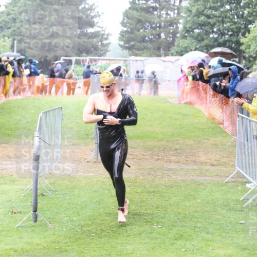 14.06.2026 - 7 Türme Triathlon Andreas Tolksdorf http://msf.ph/oto/9809729 14.06.2026 13:23:51 Schwimmen  meine-sportfotos.de