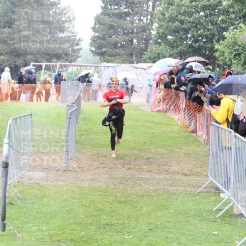 14.06.2026 - 7 Türme Triathlon Andreas Tolksdorf http://msf.ph/oto/9809731 14.06.2026 13:24:32 Schwimmen  meine-sportfotos.de