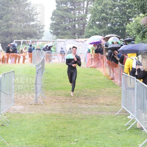 14.06.2026 - 7 Türme Triathlon Andreas Tolksdorf http://msf.ph/oto/9809736 14.06.2026 13:25:17 Schwimmen  meine-sportfotos.de