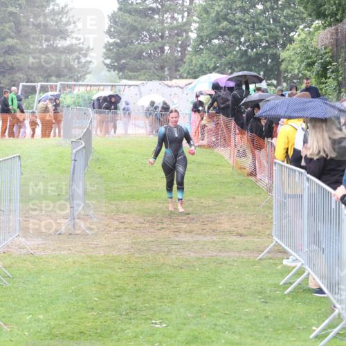 14.06.2026 - 7 Türme Triathlon Andreas Tolksdorf http://msf.ph/oto/9809790 14.06.2026 13:27:12 Schwimmen  meine-sportfotos.de